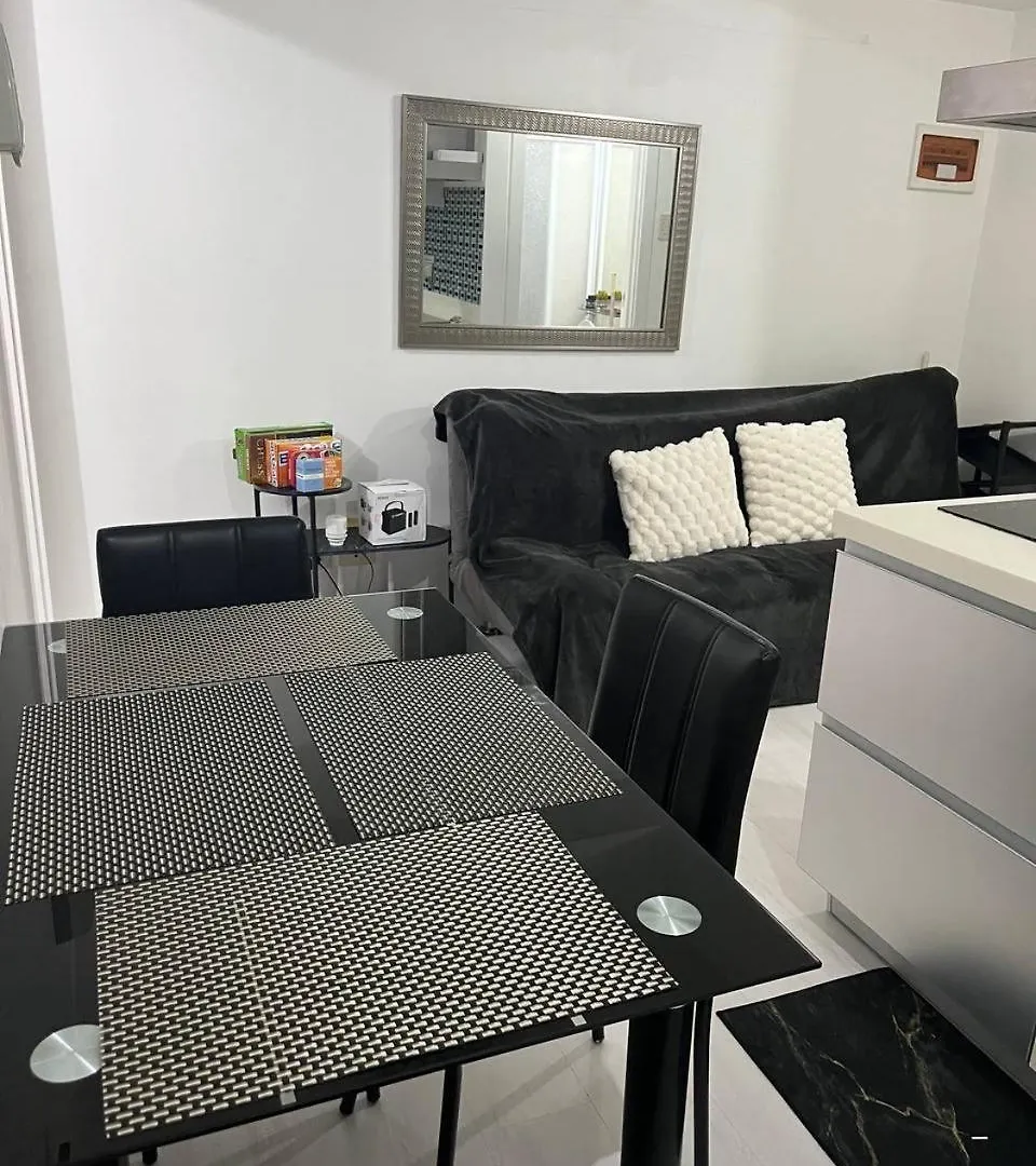 Hotel Alphas Haven Paranaque City