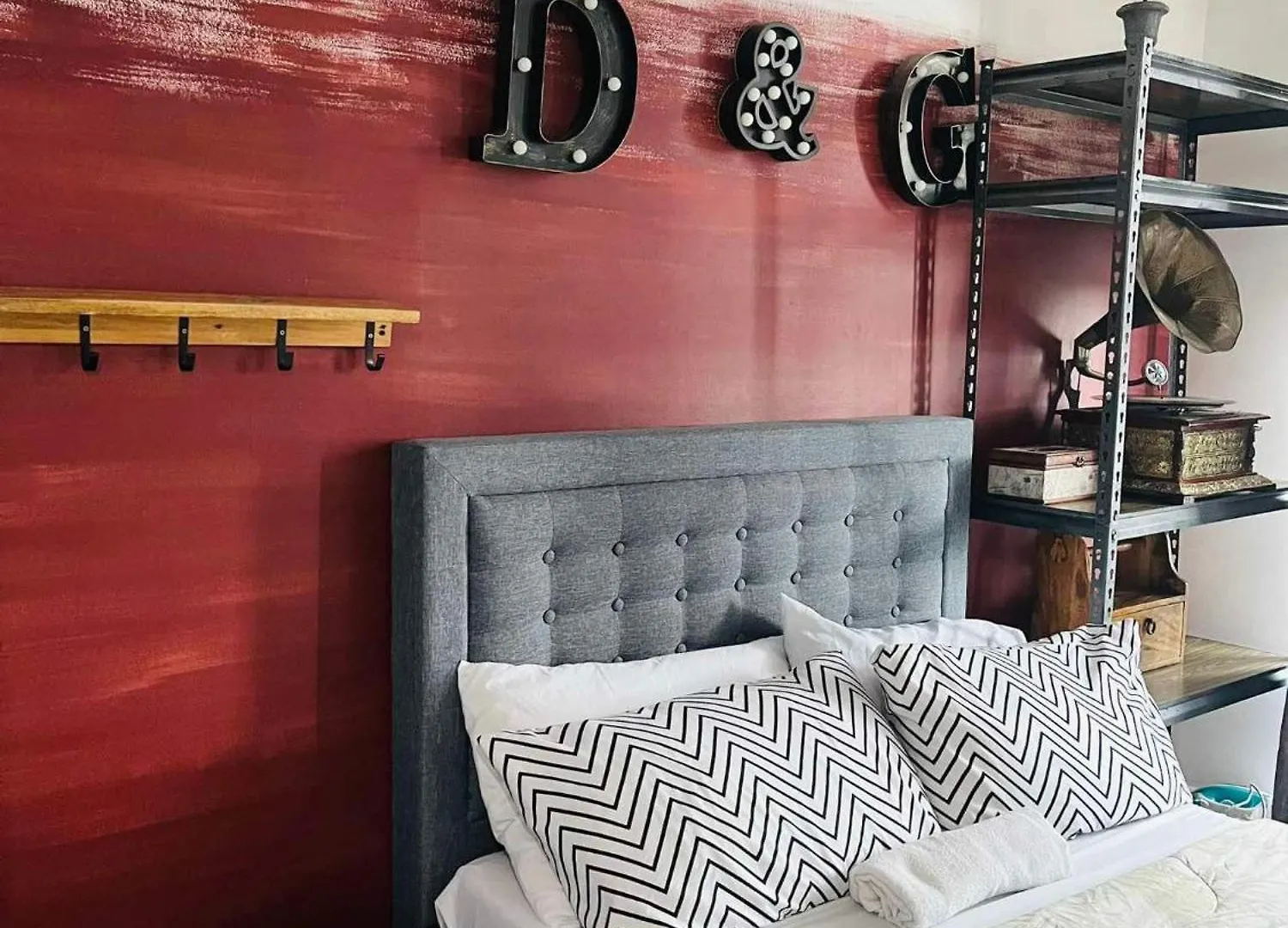 Hotel Alphas Haven Paranaque City